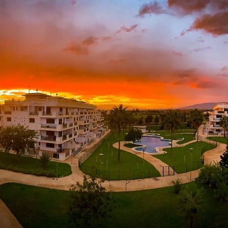Bajo Puerta De Alcazaba Lägenhet Retamar  Exteriör bild